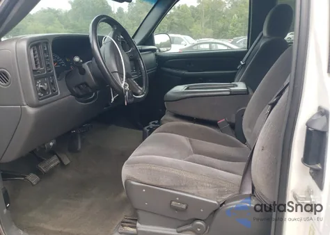 2006 GMC Sierra K2500 Heavy Duty from USA, damaged, VIN 1GTHK29D06E220331